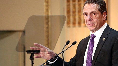 El gobernador Cuomo anunció que la normativa que rige la beca ya fue aprobada.