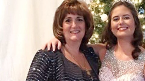 Madre e hija salían de la iglesia cuando ocurrió la emergencia.