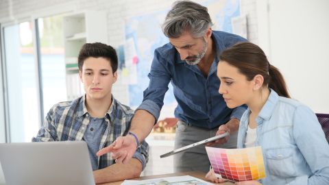 El 95% de los empleadores valoran la experiencia como un factor en la contratación./ Shutterstock