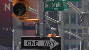 El auto iba fuera de control cuando se estrelló contra la multitud.