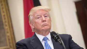 El presidente Trump ha defendido a su exasesor Michael Flynn.