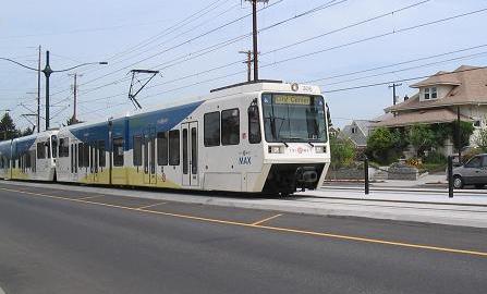 Un tren de MAX Light Rail.