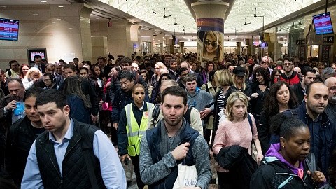 Reportan retrasos y congestión en Penn Station