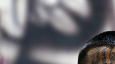 A pesar de la brutalidad, Martínez d'Aubuisson dice que no es la violencia lo que define a las pandillas.