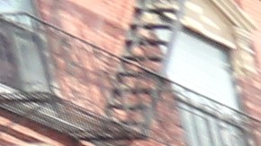 Descarrilamiento del tren A en la estacion 125 en Harlem, deja a 30 usuarios heridos y a centenares sin servicio.