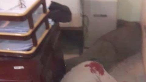 El atentado en el edificio de gobierno dejó al menos siete muertos.