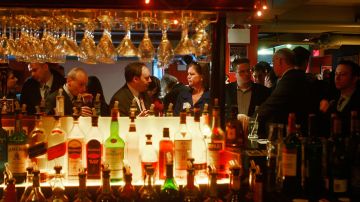Los bares se han convertido en una de principales fuentes de ruido en la ciudad.