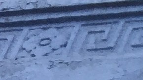 Rosa Carrasco, clienta de los servicios de  prevención de desamparo de seniors en El Bronx, junto con la coordinadora de este programa, Amanda Brown./A.B.N.