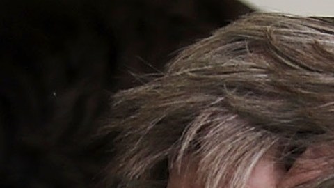 Steve Bannon y Chelsea Clinton.