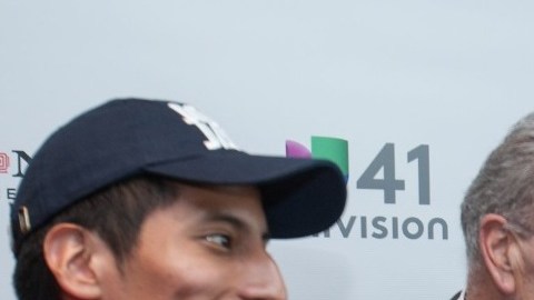 El senador por Nueva York Chuck Schumer visitó este viernes a los voluntarios.