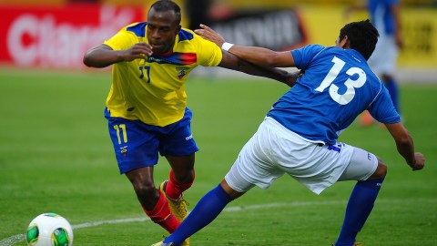 Ecuador y El Salvador se enfrentan en Nueva York en partido amistoso.