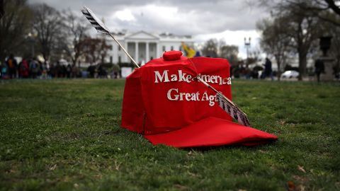 Las tribus han realizado protestas frente a la Casa Blanca.