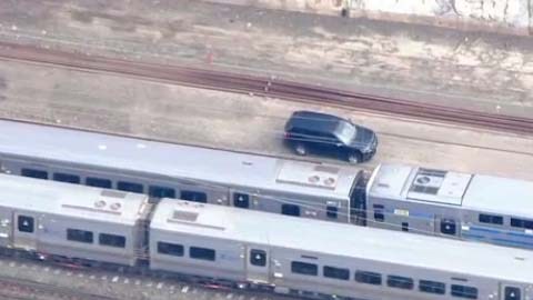El imprevisto mantiene paralizado un tren en el túnel del East River.