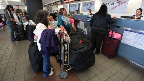 Los aeropuertos están entre los lugares donde los indocumentados corren riesgo de ser arrestados.