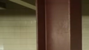 Miley Cirus y Jimmy Fallon cantaron disfrazados en pleno Subway en Nueva York.