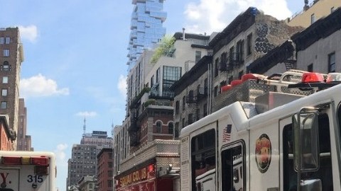 El suceso ocurrió  en la calle Murray cerca de West Broadway.