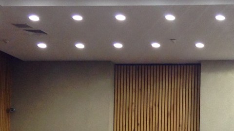 El INE no sancionó reparto de tarjetas de débito a votantes en el Estado de México.