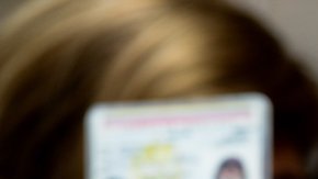 Basta con mostrar la cédula para votar en uno de los más de 2,000 puntos de votación que ha dispuesto la oposición.