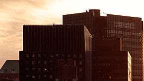 Manhattanhenge ocurre cuando el sol poniente se alinea con las calles de NYC