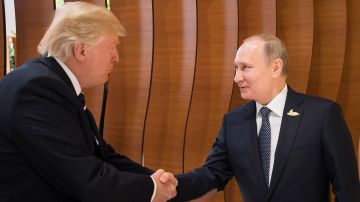 El presidente Trump se reunió, en Alemania, con su homólogo de Rusia.