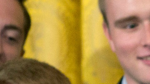 El presidente Trump durante su fotografía con becarios de la Casa Blanca.