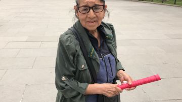 La ecuatoriana Martha Pintado, de 75 años, es beneficiaria del programa de congelación de rentas de adultos mayores de 62 años, desde el 2005