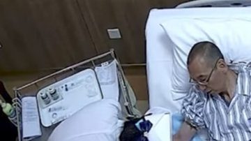Liu Xiaobo en el hospital donde estaba bajo tratamiento contra el cáncer.