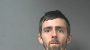 Las autoridades publicaron en redes las fotos de los prófugos.