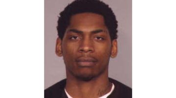 Isaiah Shorter, de 20 años, es uno de los cuatro jóvenes que asaltaron y robaron a una mujer en Queens.