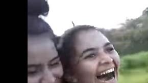 Las hermanas grabaron la travesía sin imaginar que las llevaría a la muerte