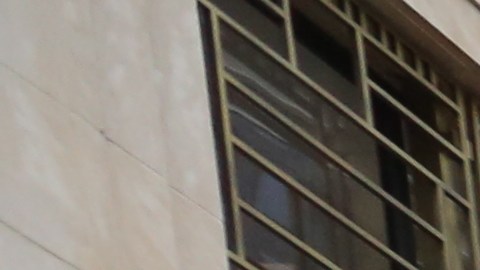 Consulado de España en la calle Este 58 en Manhattan esta custodiado por el NYPD.