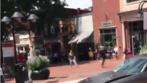 Este fue el carro que impactó a la multitud en Virginia.