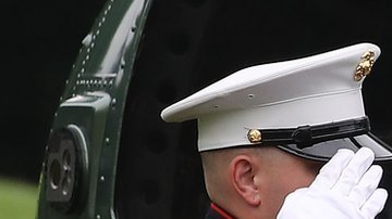 El presidente Trump colocó a militares en posiciones que habían sido ocupadas por civiles.