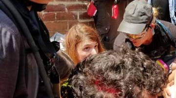 Varias personas han resultado heridas en medio de la manifestación.