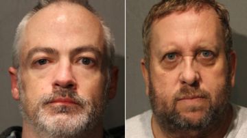 Wyndham Lathem y Andrew Warren son procesados en Chicago.