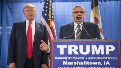 Arpaio apoyó públicamente la campaña del presidente Trump.