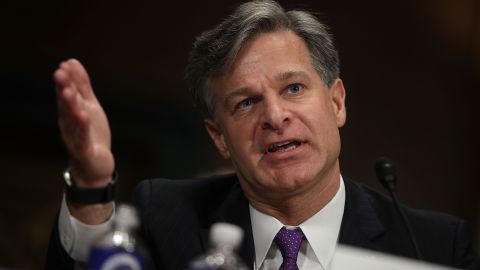 Wray afirmó que mantendrá la independencia del FBI.