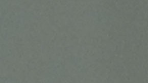 El presidente tardó en ponerse los lentes.