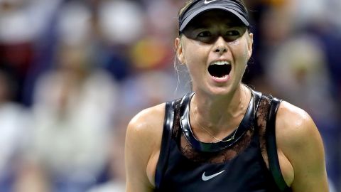 Maria Sharapova durante un momento del partido contra Simona Halep.