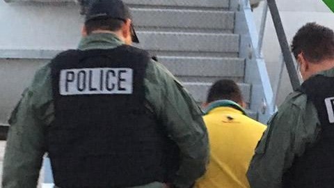 ICE firma acuerdos con policías locales.