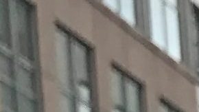 Para proteger sus ojo, los expertos sugieren utilizar gafas de eclipse certificadas ISO 12312-2, que son recomendadas por la Sociedad Astronómica Americana.