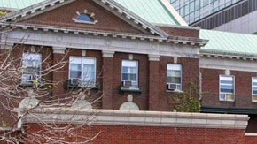 La víctima terminó su residencia en el Hospital Montefiore hace dos años.