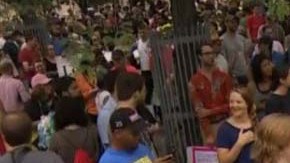 Manifestantes en contra se congregaron en el vecindario Roxbury.