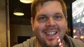 Kenneth L. Storey era profesor asistente en la Universidad de Tampa.