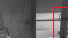 Las cámaras des eguridad del edificio grabaron el ataque.