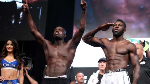 Andrew Tabiti (izq.) y Steve Cunningham abrirán la cartelera.