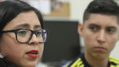 Beneficiados por DACA, activistas Antonio Alarcon y Yatziri Tovar a la espera de las decisiones del gobierno de Trump.