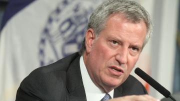 El Alcalde espera que miles de boricuas lleguen a Nueva York durante las próximas semanas.