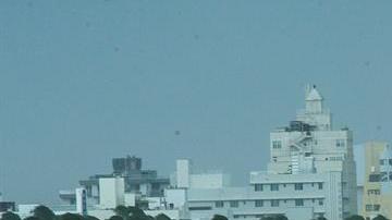 Turistas visitan la zona de South Point, donde comienza la playa de Miami Beach este sábado, antes de la llegada del huracán Irma en Miami, Florida.