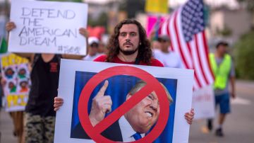 En California se han organizado varias manifestaciones para exigir la protección de inmigrantes.